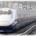 【神経分からん】新幹線に乗って少し離席して戻ってきたら知らないおじさんが座ってた。私「席をお間違えでは？」おじさん「ふざけるな！！」車掌「先ほど説明しましたが…」