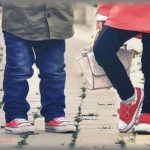 【衝撃体験】何かと理由をつけて二人の子供を押し付けてくるシンママ。ある日うっかり電話に出ると「ちょっと外に子供たち置いてあるから！」慌てて見に行くとうちの倉庫に子供がが置き去りに。警察に通報して二人を帰らせたんだけど、翌朝、衝撃の知らせが・・・