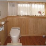 【憂鬱】マンションの隣の奥さん「車椅子用のトイレあるでしょ？母が来るのでかしてください！」私「はあ・・・」→結果に泣いた。