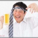 【ムカついた】旦那友達4人が家に来て、近所からクレームがくるほどのどんちゃん騒ぎ。それでも旦那の顔を立てるため、ニコニコしながら料理作ってもてなした。ところが台所から部屋に戻った時、一番酔ってた男の姿を見て絶句！