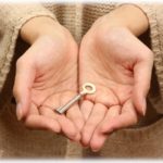 【クズ】義兄嫁「姑が勝手に合鍵使って家に入った！嫁いびり！クズ！」←よくよく話を聞くとこいつがクズすぎて姑かわいそうすぎる