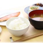 【悲報】朝食業界「えっ…なんで朝食食わないの…」若者の朝食離れが深刻化