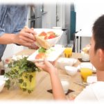 【嫁同士】義兄嫁の母が入院して子供を2時間だけ預かって欲しいと言われ了承したが、時間を大幅にオーバーするようになった。さらに義兄子からとんでもないことを聞いて…。