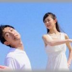 【離婚】愛していると言ってキスしたらなぜか殴られ家を出て行った。夜中だったから心配になり追いかけてくと振り払われ妻の乗った車に軽くはねられた