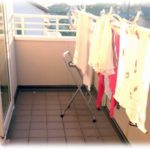 【謎】洗濯物を干してたら女児「九州は雨なのに」私「アフリカは水不足よ」女児「ここアフリカじゃない」私「ここ九州じゃない」。女児キレた顔で退場