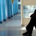 【修羅場】人生初めての彼氏の態度が段々おかしくなってきた。脅しや束縛、暴力で、私は古典的なDV依存になった。高校も中退するはめになり