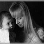 【超頑張れ】ほぼ同時期に私と夫の浮沈相手が妊娠出産。私の子は双子で初期から入退院を繰り返し難産、産後もヘロヘロ。一方不倫相手の子は一人で出産ギリギリまで産業も出張もバリバリこなして産休、そしてするっと安産で出産。産後も床上げからすぐ家事炊事を完璧にこなしご飯も美味しいらしく、夫は不倫相手と生きていくことを決めた…。そして離婚成立後、なんと私の両親も母が父とは不倫をした果ての略奪婚だったことを知った…。